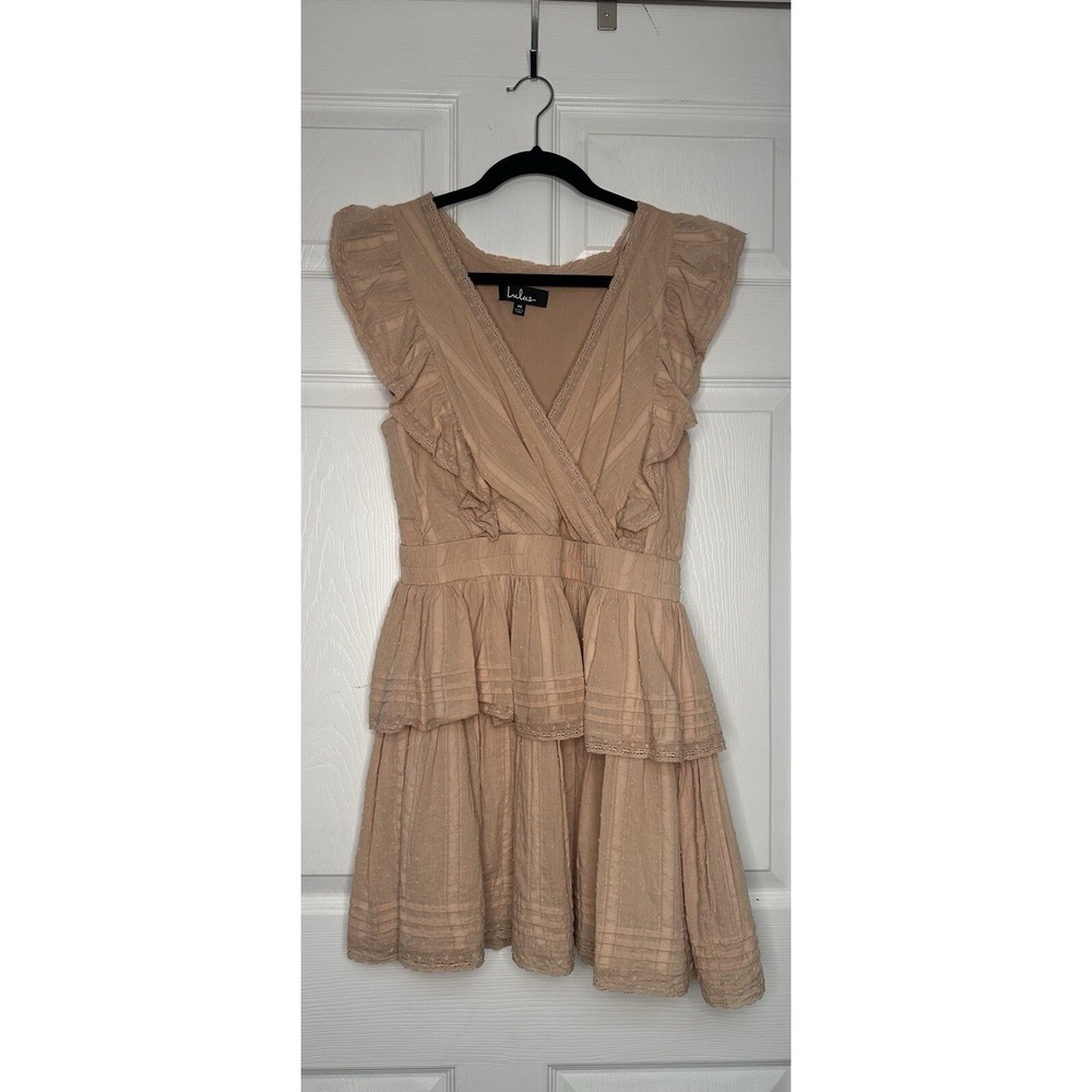 Lulus Womens M Beige Peplum Dress Mini Ruffles V Neck Cap Sleeve 100% Cotton